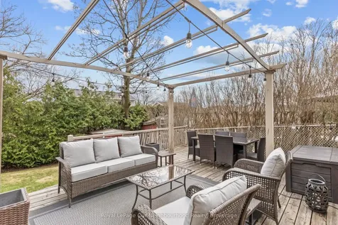 1261 Ludlow Court Oshawa ON L1G 7K5