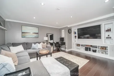 919 Central Park Boulevard N Oshawa ON L1G 6V8