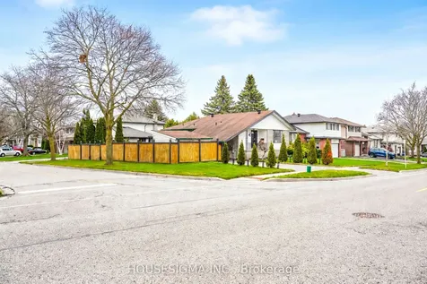 919 Central Park Boulevard N Oshawa ON L1G 6V8