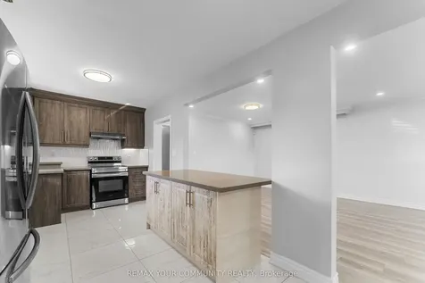 54 Saratoga Drive Toronto ON M1P 4J1