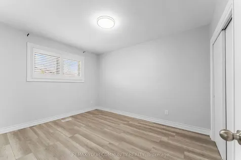 54 Saratoga Drive Toronto ON M1P 4J1