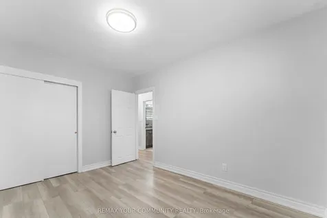 54 Saratoga Drive Toronto ON M1P 4J1