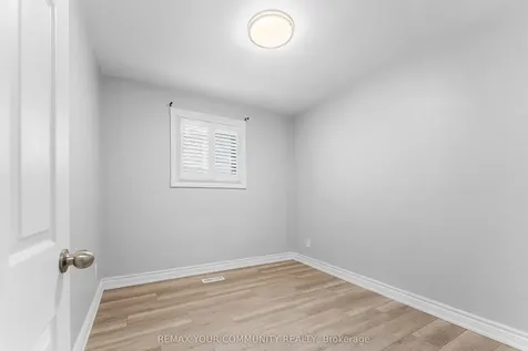 54 Saratoga Drive Toronto ON M1P 4J1