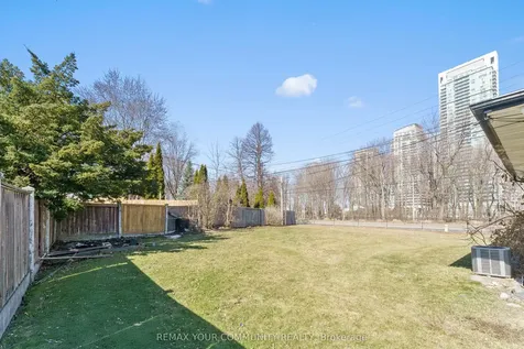 54 Saratoga Drive Toronto ON M1P 4J1