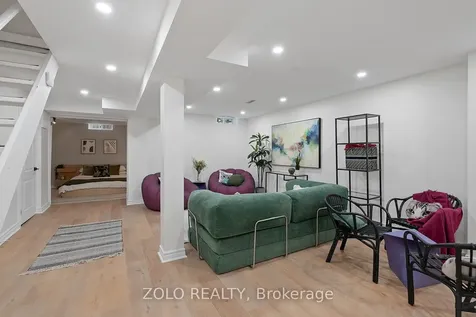 10 Coles Avenue Ajax ON L1T 3G7