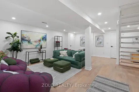 10 Coles Avenue Ajax ON L1T 3G7