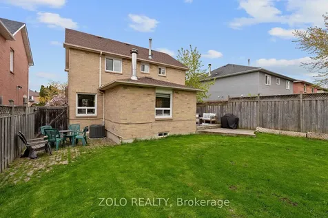 10 Coles Avenue Ajax ON L1T 3G7