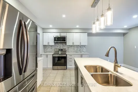 86 Sidney Rundle Avenue Clarington ON L1C 0N9