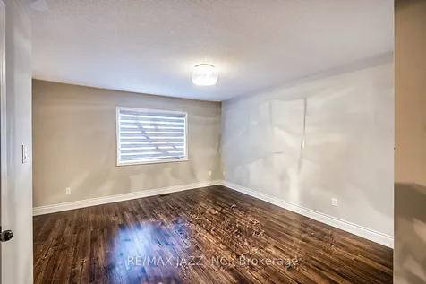 86 Sidney Rundle Avenue Clarington ON L1C 0N9