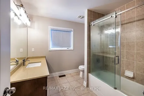 86 Sidney Rundle Avenue Clarington ON L1C 0N9
