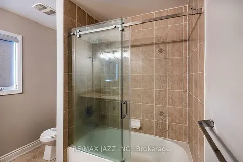 86 Sidney Rundle Avenue Clarington ON L1C 0N9