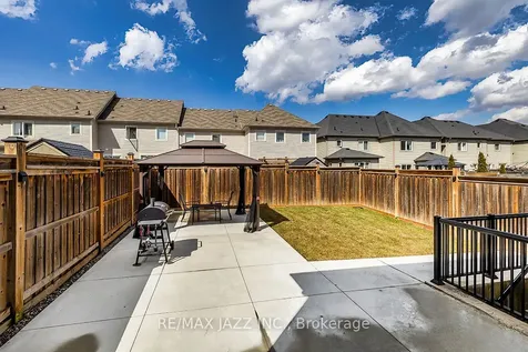 86 Sidney Rundle Avenue Clarington ON L1C 0N9