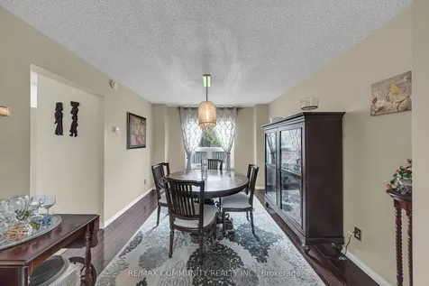 43 Muirbank Boulevard Toronto ON M1C 4S7
