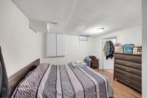 43 Muirbank Boulevard Toronto ON M1C 4S7