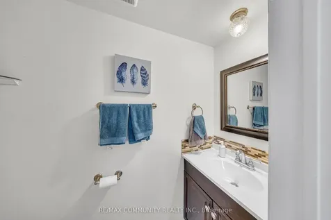 43 Muirbank Boulevard Toronto ON M1C 4S7