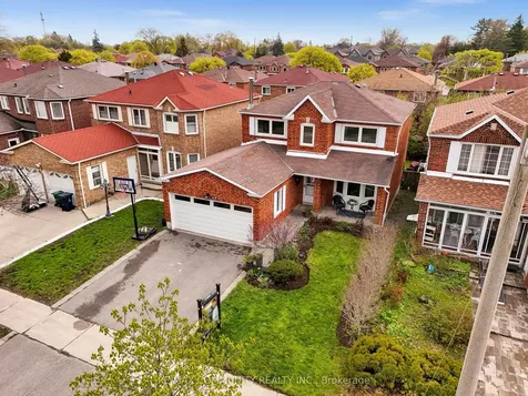 43 Muirbank Boulevard Toronto ON M1C 4S7