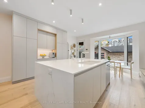 87 Boardwalk Drive Toronto ON M4L 3X9