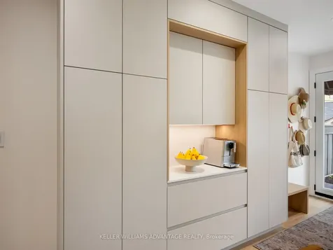 87 Boardwalk Drive Toronto ON M4L 3X9