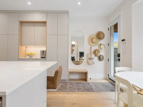 87 Boardwalk Drive Toronto ON M4L 3X9