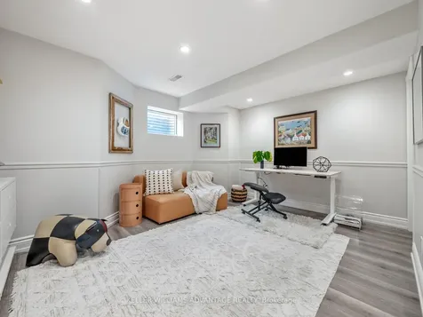 87 Boardwalk Drive Toronto ON M4L 3X9