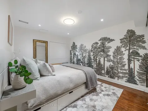 87 Boardwalk Drive Toronto ON M4L 3X9