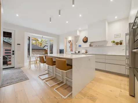 87 Boardwalk Drive Toronto ON M4L 3X9