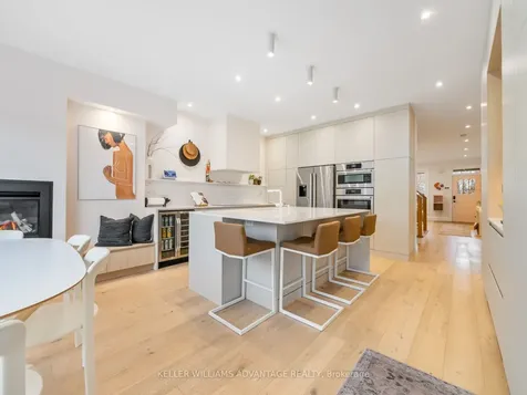 87 Boardwalk Drive Toronto ON M4L 3X9