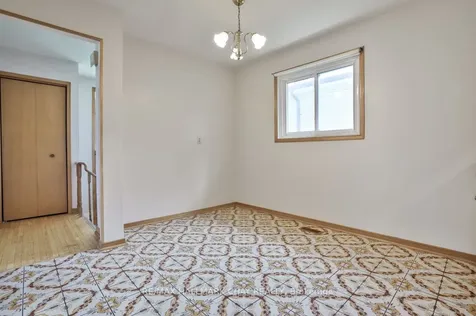 63 Fred Bland Crescent Toronto ON M1J 3L7