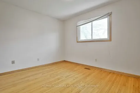 63 Fred Bland Crescent Toronto ON M1J 3L7