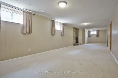 63 Fred Bland Crescent Toronto ON M1J 3L7