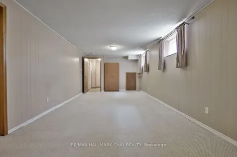 63 Fred Bland Crescent Toronto ON M1J 3L7
