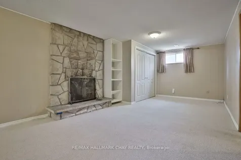 63 Fred Bland Crescent Toronto ON M1J 3L7