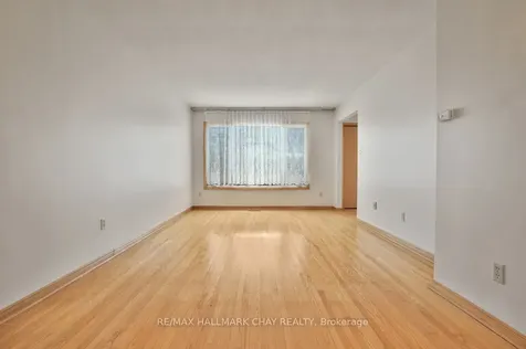 63 Fred Bland Crescent Toronto ON M1J 3L7
