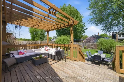 381 Jarvis Street Oshawa ON L1G 5L1