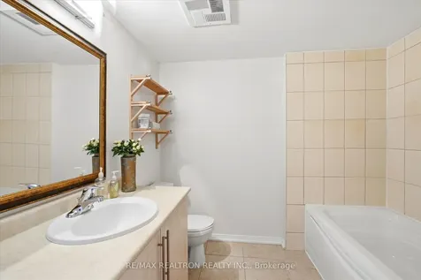 6 Rosebank Drive Toronto ON M1B 0A1