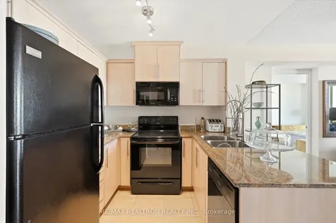 6 Rosebank Drive Toronto ON M1B 0A1