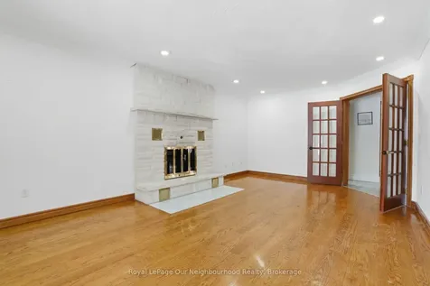 79 Elizabeth Street Oshawa ON L1J 8H3