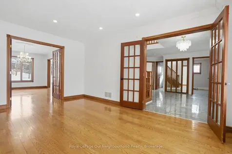 79 Elizabeth Street Oshawa ON L1J 8H3
