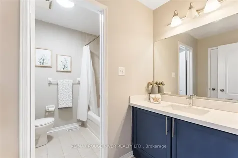 10 Plantation Court Whitby ON L1P 1R2