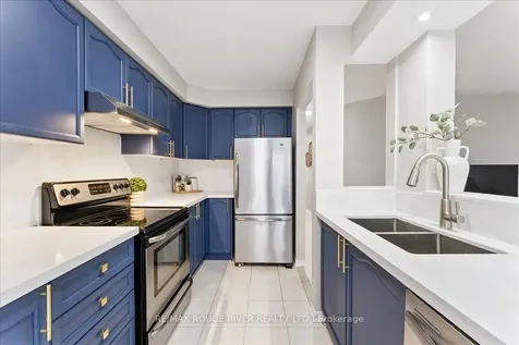 10 Plantation Court Whitby ON L1P 1R2
