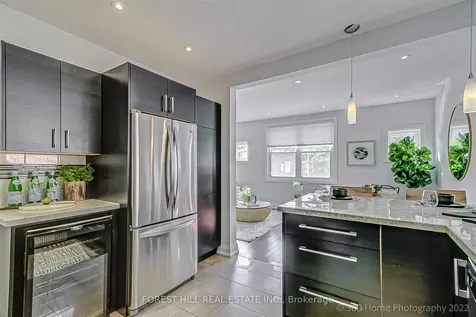 373 Woodbine Avenue Toronto ON M4L 3P7