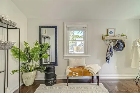 373 Woodbine Avenue Toronto ON M4L 3P7