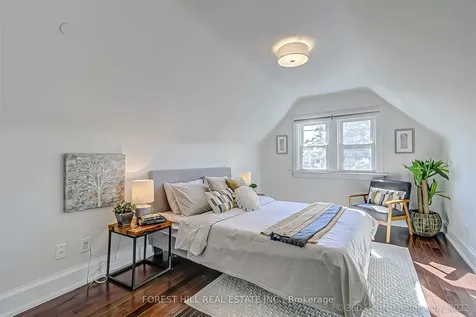 373 Woodbine Avenue Toronto ON M4L 3P7