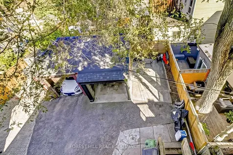 373 Woodbine Avenue Toronto ON M4L 3P7
