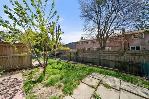 95 Quantrell Trail Toronto ON M1B 1L7
