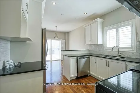 52 Wessex Drive Whitby ON L1M 2C3