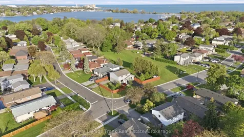 1014 Vistula Drive Pickering ON L1W 2L9