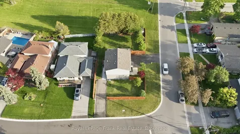 1014 Vistula Drive Pickering ON L1W 2L9