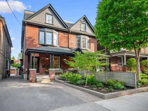 47 Langley Avenue Toronto ON M4K 1B4