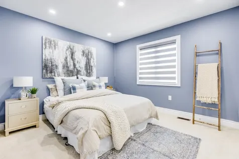 228 Fleetwood Drive Oshawa ON L1K 3E7
